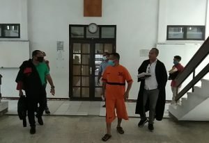 Viola Segredu Justisa, AC Hatan Iha Tribunal