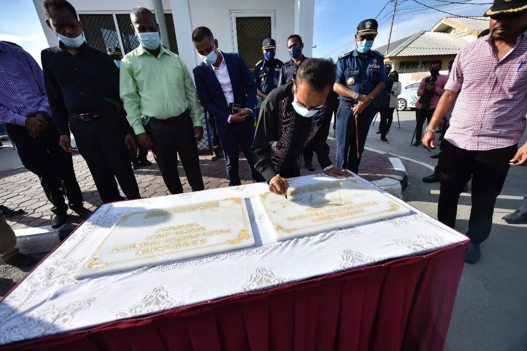 MAUHOKA Ofisialmente Intrega Posto Transito 6 Iha Dili ba Governo