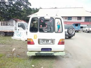‘Hurlele’ Motor Husi Kotuk to’o Nain Tama Hospital, Polísia Sulan Kondutór Mikrolete Leticia ba Sela