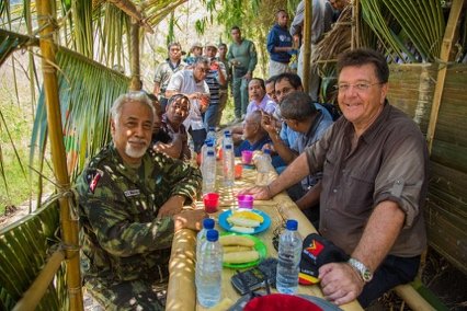 Xanana Kontra Politika Immoral Austrália Nia Hahú Ho Entrevista Jornalista Robert Doom Iha Bunaria