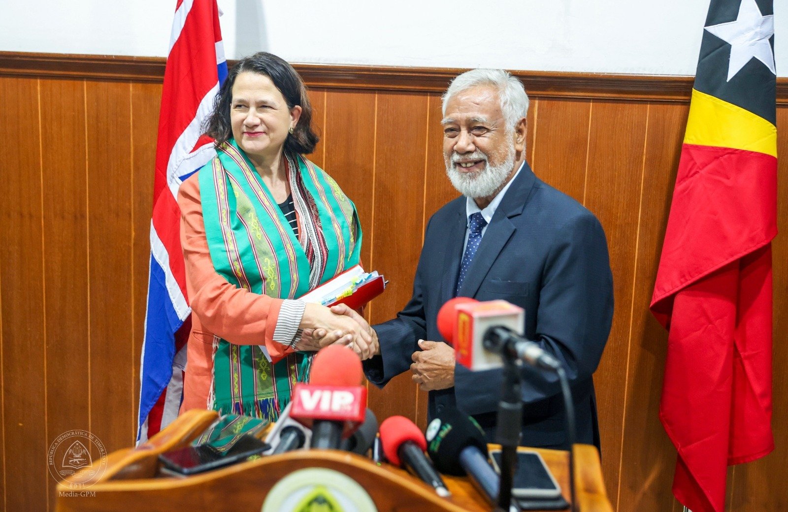Reinu Unidu Kontinua Fó Apoio Bá Timor Leste